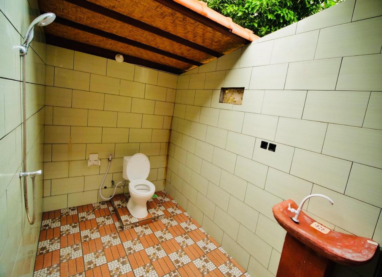Titi Hostel Lembongan Exteriör bild